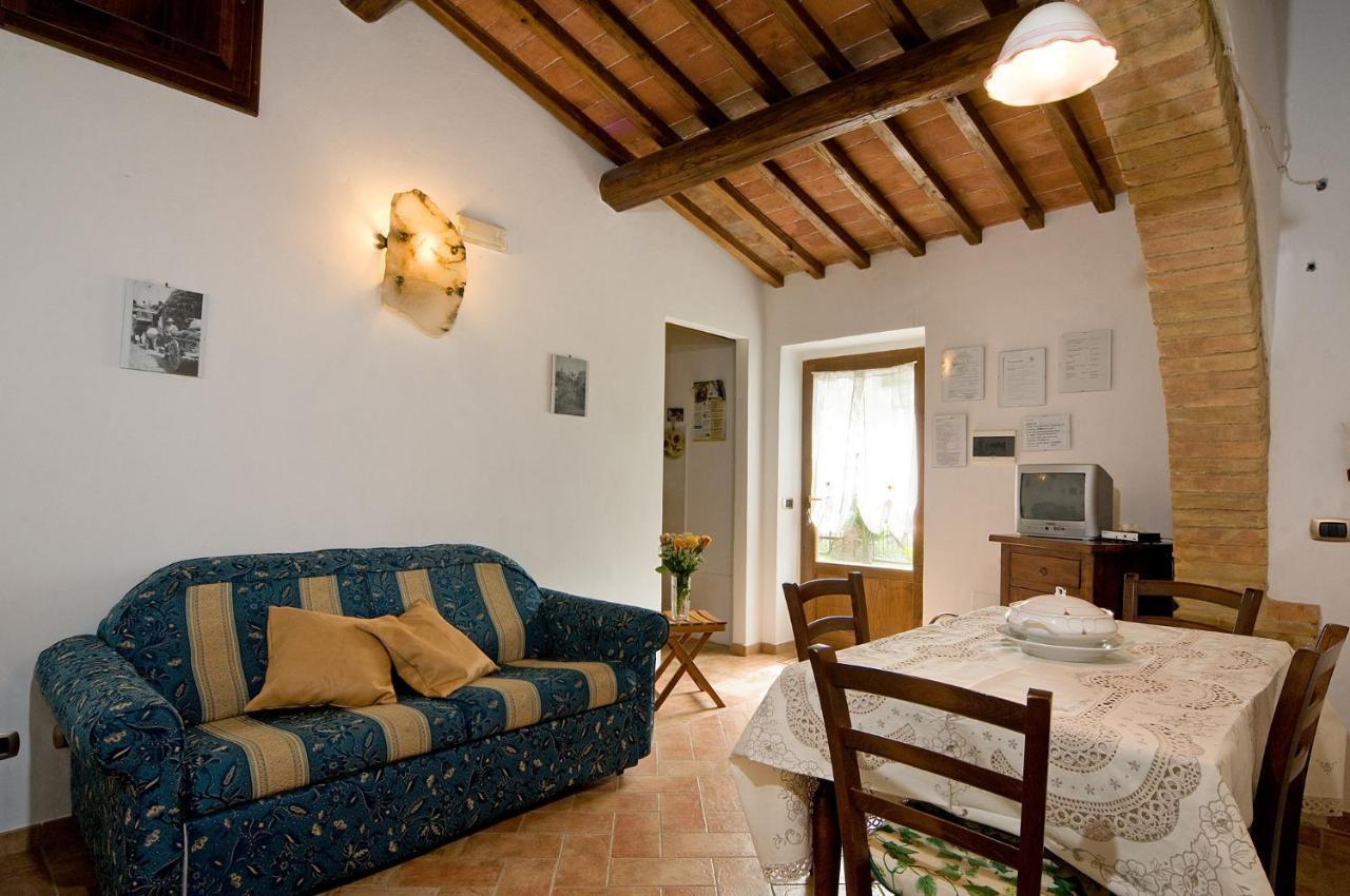 Agriturismo Fontesettimena Appartamento Rondine- Appartamento Capriolo 渥尔特拉 外观 照片